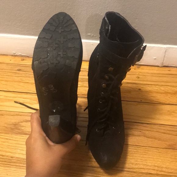 Guess booties - Picture 3 of 3